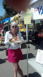 AS&R Volunteer Lynn Eve Komaromi takes a well-earned Pad Thai break - thanks, Bua Luang!